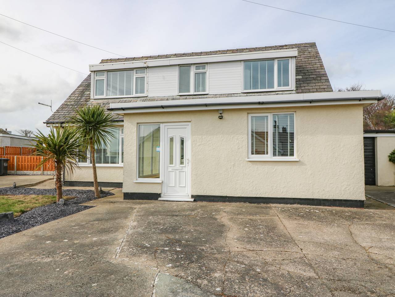 Ganze Wohnung, Bryn Derw Bach in Moelfre, Insel Anglesey