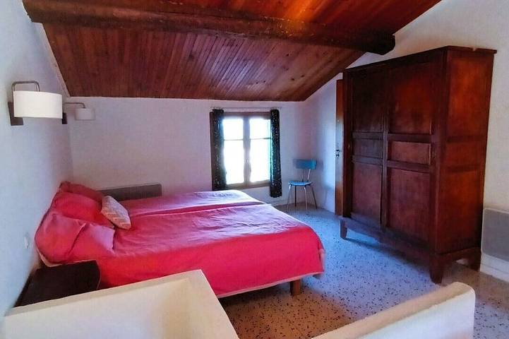 Village House with magnificent views close to the Mediterranean coast. in Montesquieu-des-Albères, Céret und Umgebung