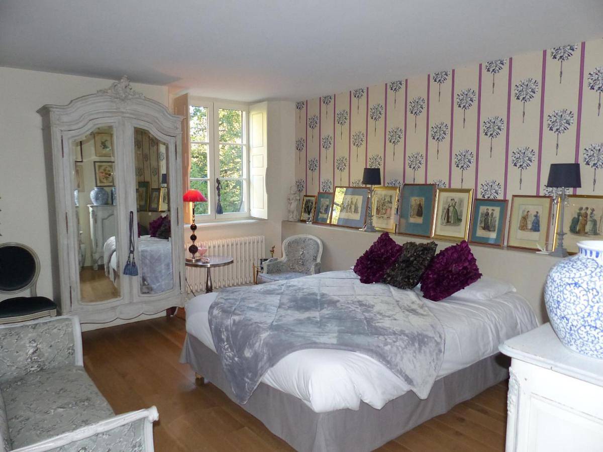 Double Room with Lake View in Saint-Ay, Vallée de la Loire