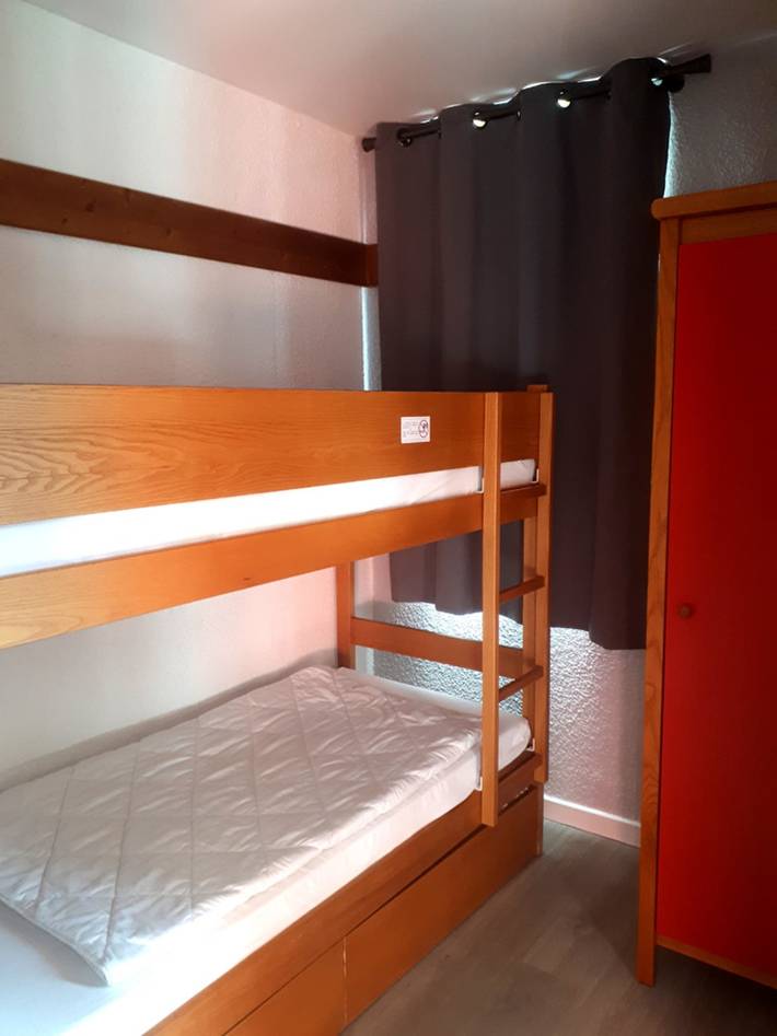 Gîte pour 5 personnes, avec piscine et balcon, adapté aux familles dans Plagne 1800 - 3