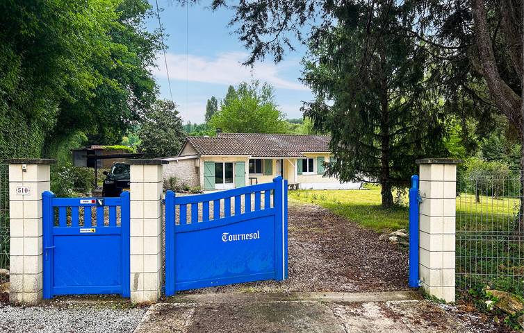 Location de vacances pour 8 personnes, avec piscine ainsi que jardin et terrasse à Tournon-d'Agenais - 2