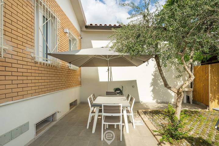 Ferienhaus für 5 Personen, mit Balkon/Terrasse und Garten in Cagliari - 4