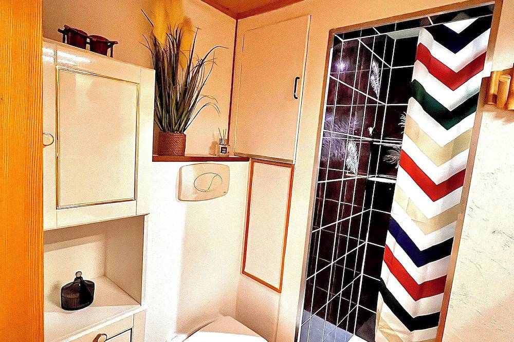 Apartamento entero, Studio apartment in the heart of nature with shared pool and playground in Bœrsch, Bas-Rhin Alsacia