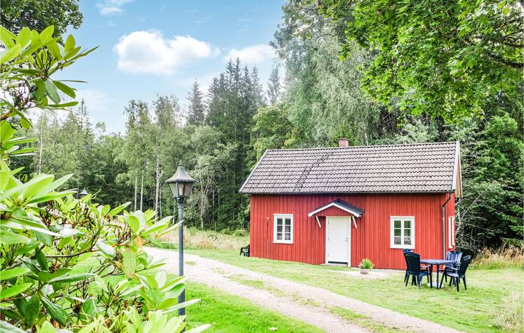 Hus för 6 Personer med trädgård in Västergötland