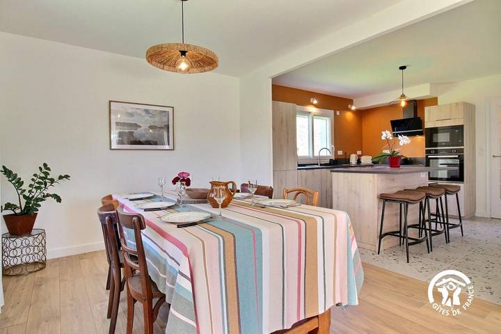 Gîte pour 8 personnes, avec jardin à Plouhinec (Morbihan) - 3