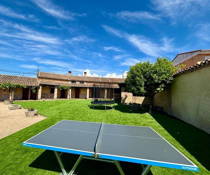 Casa rural para 15 personas, con Terraza y Jardín además de Piscina y Vistas en San Román de los Montes - 2