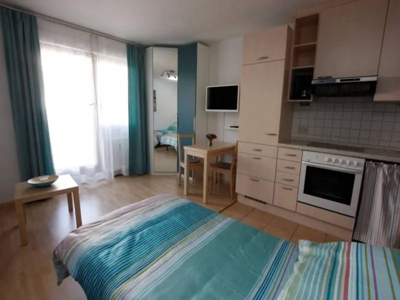 Ganzes Studio, Studio 'Ferienwohnung -1-' mit Balkon und Wi-Fi in Freiburg, Südschwarzwald