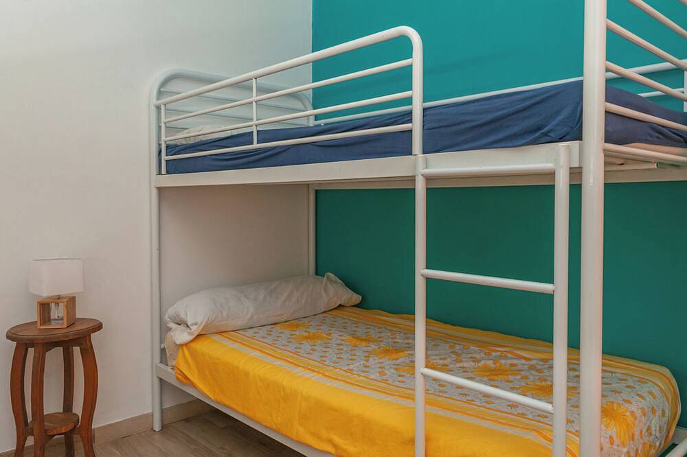 Apartamento entero, Descubra la verdadera Andalucía desde Casa rural Nido Aguila Blanca in Guaro , Sierra de las Nieves