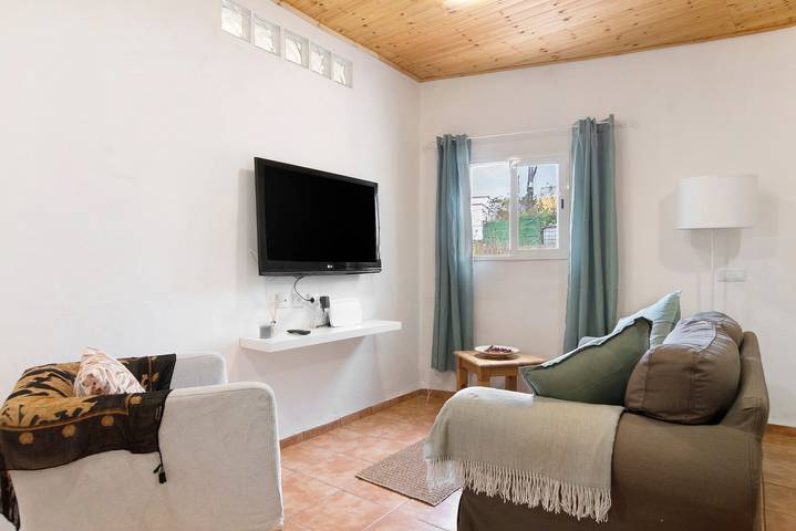 Casa rural para 3 personas en Moya - 2