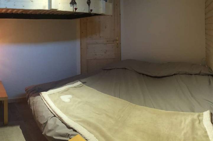 Entire apartment, One of a kind! Very nice apartment. in chalet \"le SanMarToine\" with stunning views in Villard-de-Lans, Parc naturel régional du Vercors