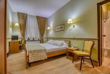 Hôtel pour 3 personnes, avec sauna ainsi que vue et jardin, animaux acceptés dans Sant Elia Fiumerapido