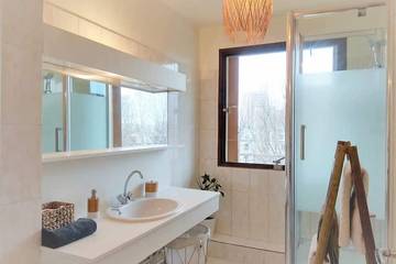 Appartement De Vacances pour 4 Personnes dans Saint-Denis, Seine-Saint-Denis, Photo 3