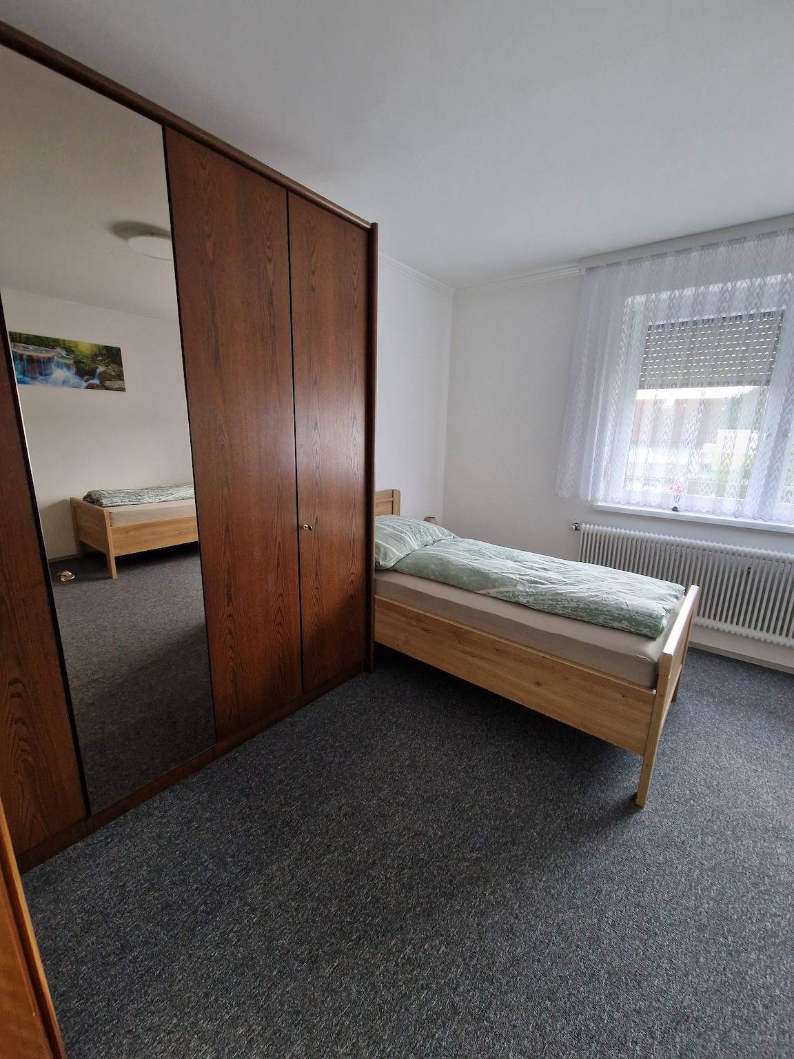 Ganze Wohnung, Ferienwohnung 'Haus Rose' mit Bergblick, Gemeinschaftsgarten und Wlan in St. Stefan ob Leoben, Östliche Obersteiermark