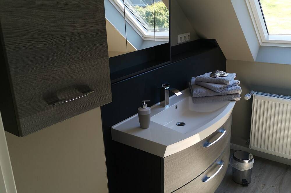 Ganze Wohnung, Top Ferienwohnung 55m² für bis zu 4 Personen in Rurberg am Rursee. in Simmerath, Rureifel (Nordrhein-westfalen)