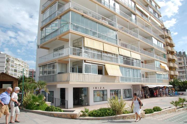 Ferienwohnung für 5 Personen, mit Balkon und Terrasse sowie Ausblick an der Costa Blanca - 4