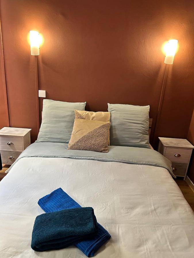 Gîte pour 4 personnes, avec terrasse à Carhaix-Plouguer - 4