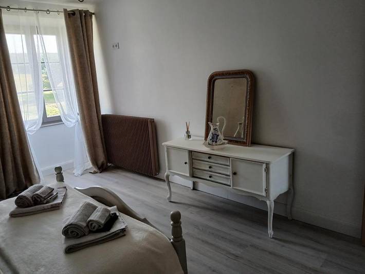 Gîte pour 4 personnes, avec jardin dans Chambon-le-Château - 4