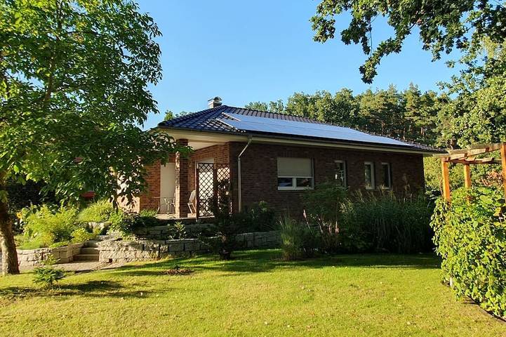 Ferienhaus für 6 Personen, mit Balkon und Garten in Hennigsdorf