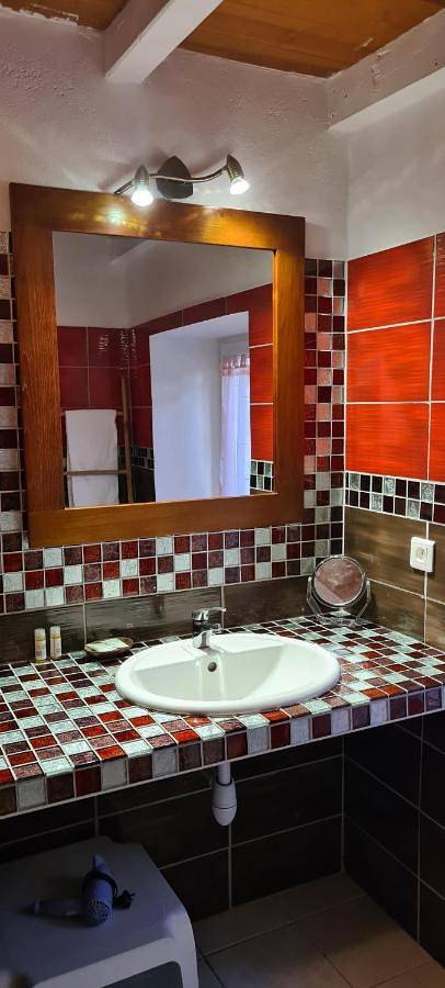 Maison d’hôte pour 4 personnes, avec jardin ainsi que terrasse et vue à Figari - 2