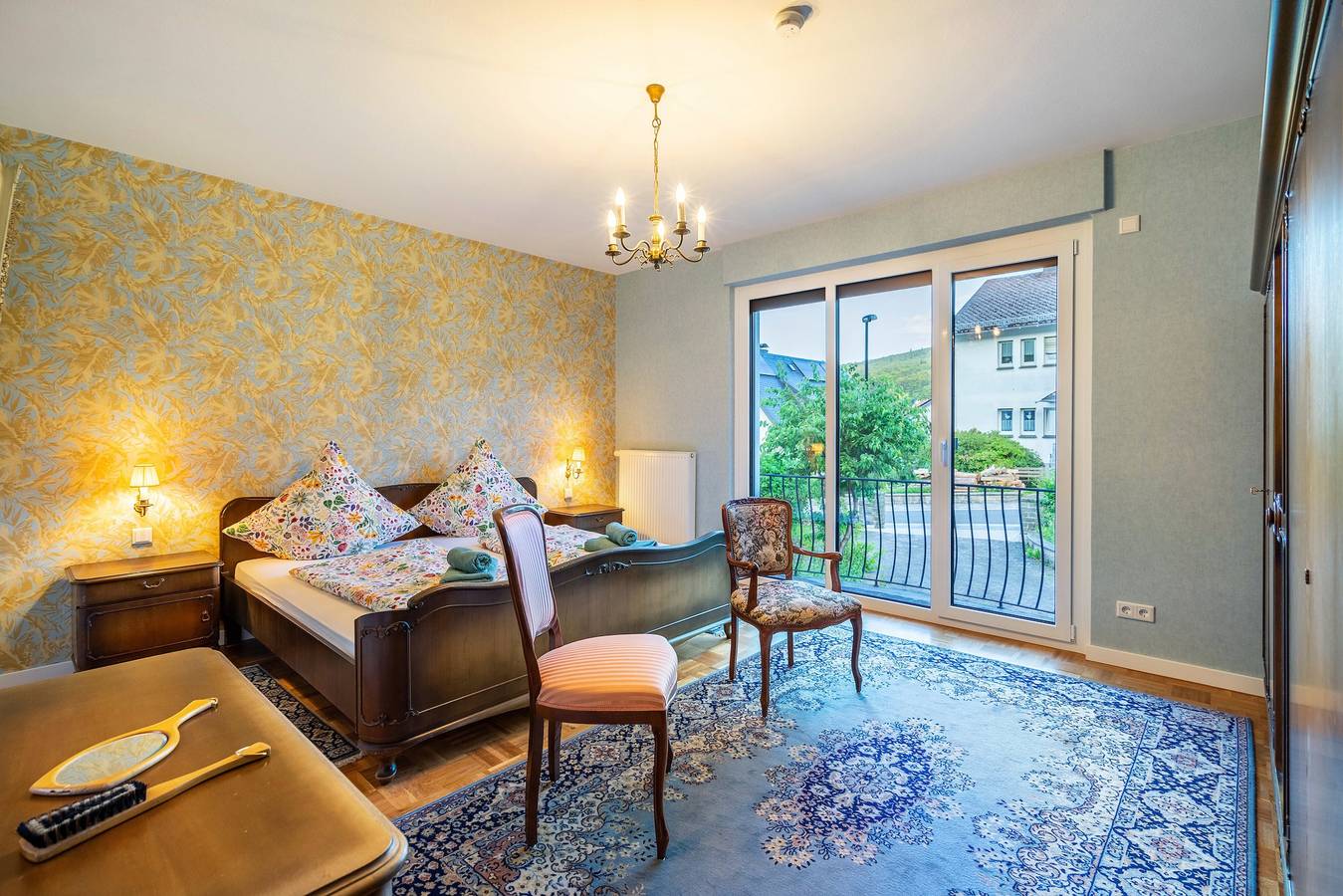 Ferienhaus 'Schillings Häusken' - Retro-Style & moderner Komfort im Sauerland in Hoppecke, Brilon