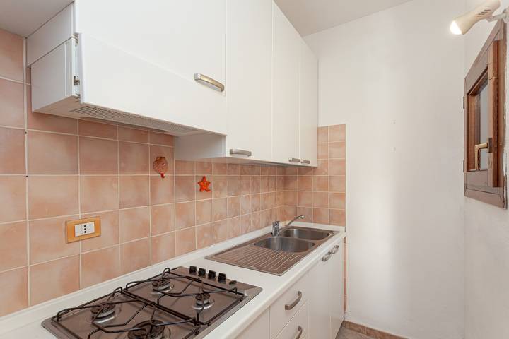Holiday Home 'San Teodoro House with Garden' with Mountain View, Wi-Fi and Air Conditioning in Suaredda-traversa, San Teodoro