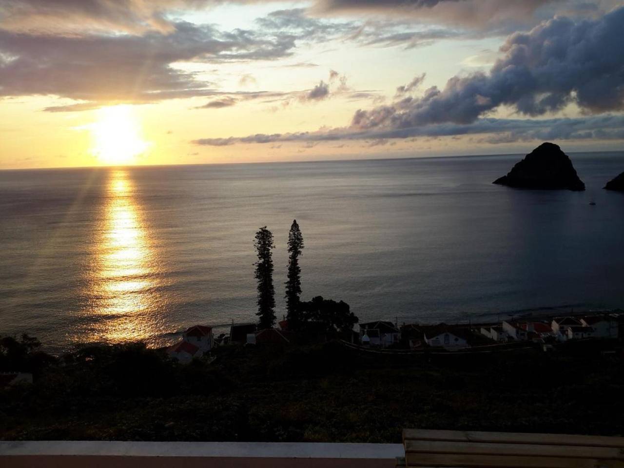 Vakantiehuis 'Casa Da Fajãnzinha' met Uitzicht op Zee, Privé Terras en Wifi, foto 11