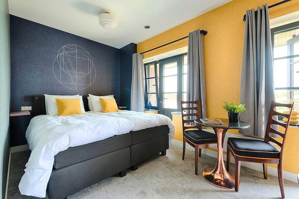 Geheel appartement, Modern appartement met smart Tv, privé keuken en badkamer, gelegen in het hart van Tilburg. in Tilburg, Noord-Brabant