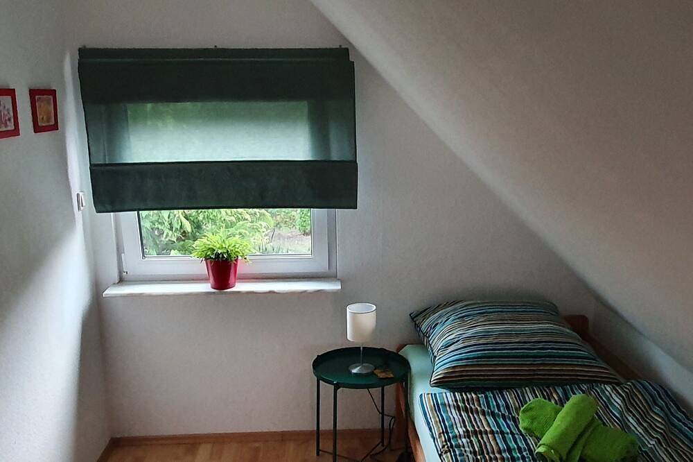 Ein Haus im Märchenwald zum wohlfühlen in Hambühren, Aller-Leine-Tal