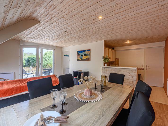 Location de vacances pour 6 personnes, avec terrasse et jardin à Saint-Philibert - 2