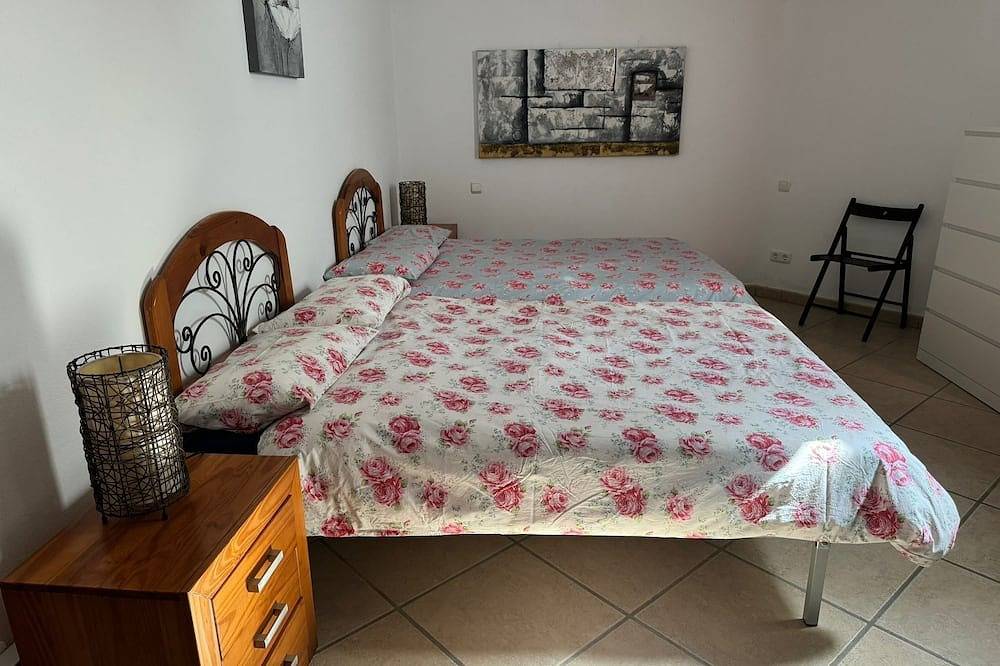 Appartement entier, Cozy One-bedroom apartment in a private villa. (Non Smoking) in Tías, Lanzarote