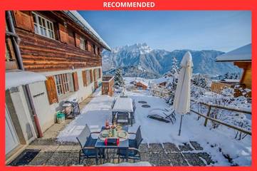 Gîte pour 2 personnes, avec vue ainsi que jardin et sauna à Leysin