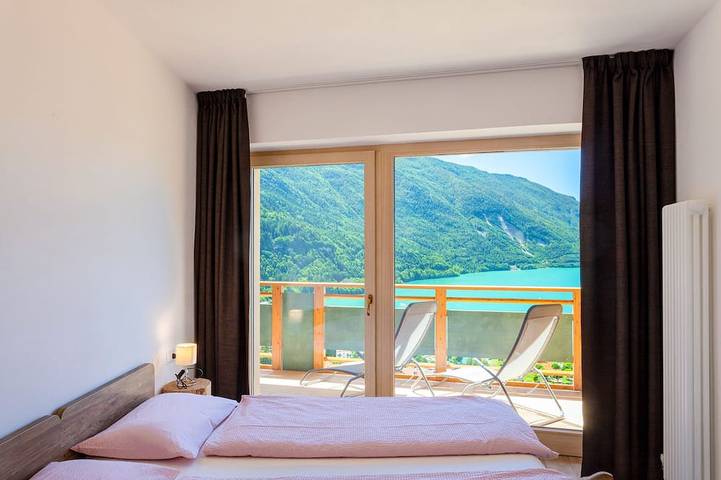 Location de vacances pour 5 personnes, avec balcon à Molveno - 2