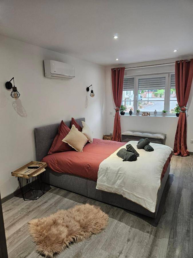 Appartement entier, Gîte Les 2 Gros coconing avec spa proche du lac in Pierre percée, Région de Lunéville