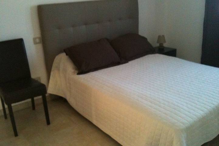 Location de vacances pour 8 personnes, avec terrasse et jardin à Solaro - 3