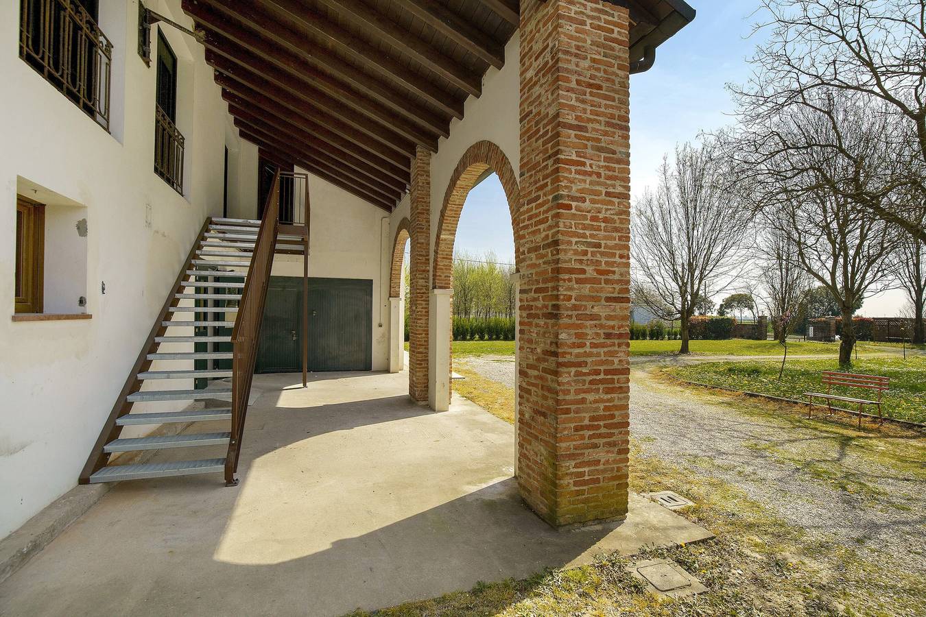 Appartement 'Alessia' met gedeeld zwembad, tuin en Wi-Fi, foto 9