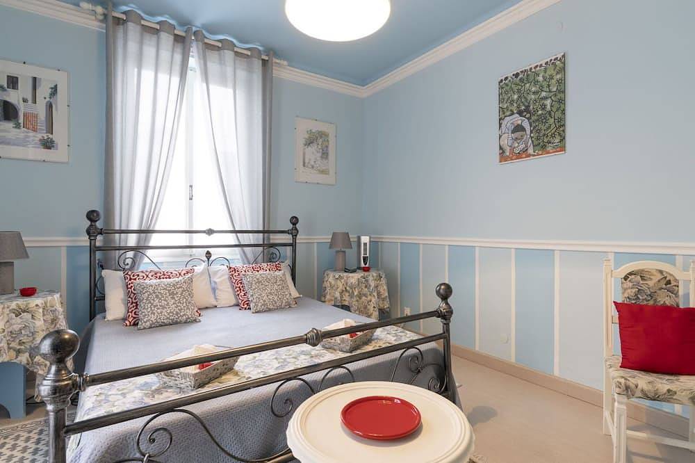 Maravillosa casa de vacaciones  para 4 personas con Wifi, Tv y balcón in Dolceacqua, Alpes Ligures