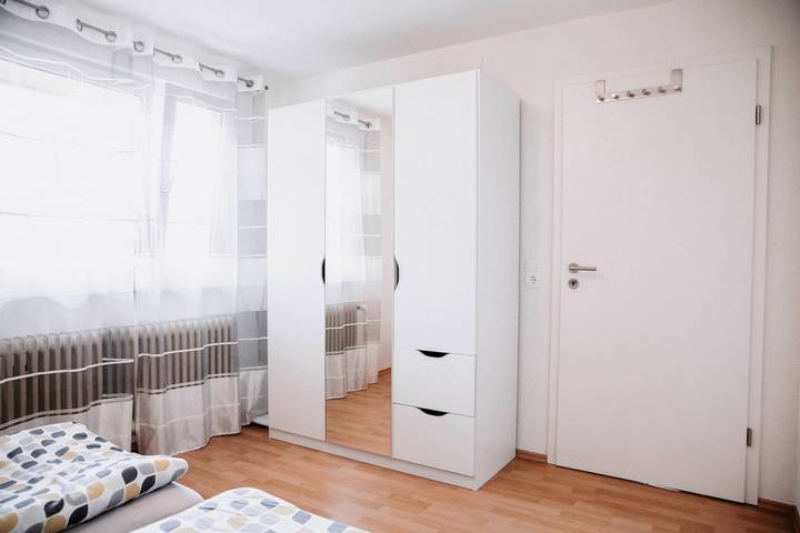 Ganze Wohnung, Ferienwohnung 'Auszeit Am See' mit Gemeinschaftsgarten, Balkon und Wi-Fi in Moos, Untersee