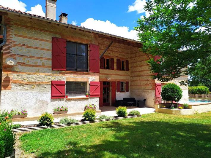 Chambre d’hôte pour 3 personnes, avec jardin ainsi que piscine et vue à BAX