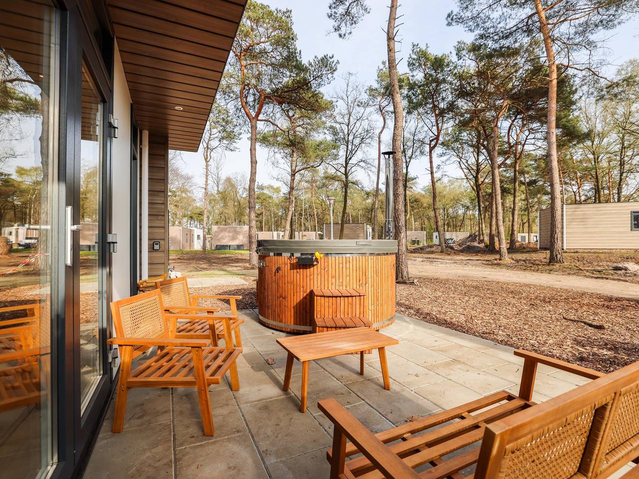 Luxus-Ferienhaus in der Natur mit Whirlpool
 in Sallandse Heuvelrug