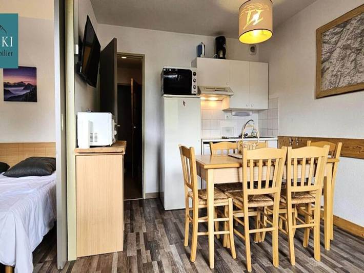 Gîte pour 6 personnes, avec balcon dans Office De Tourisme De Saint Sorlin D Arves - 2