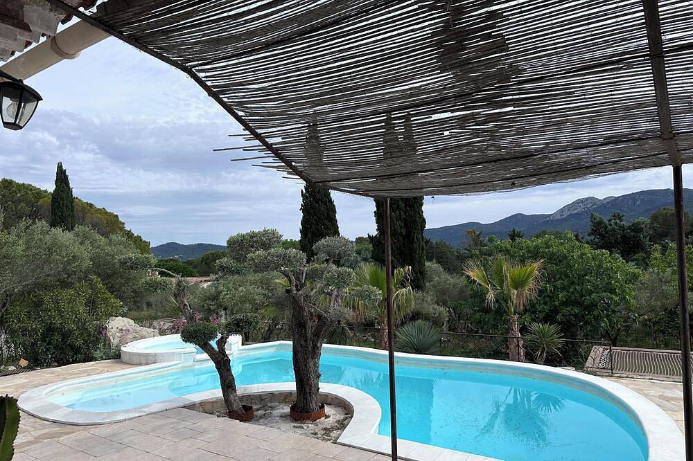 Villa finca Ibiza in Brignoles, Región Brignoles