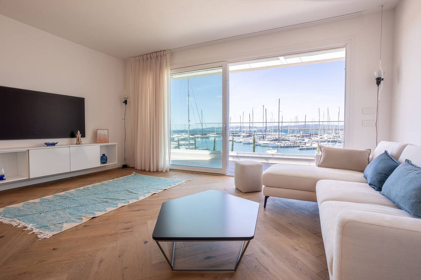 Ganze Wohnung, Porto di Luce Luxury, Jacuzzi and Seaview - Porto di Luce in Scarlino, Grosseto Provinz