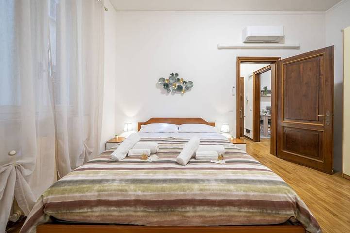Ganze Wohnung, [Ghirlandina]Fabulous apartment in the city center in Modena, Modena Provinz