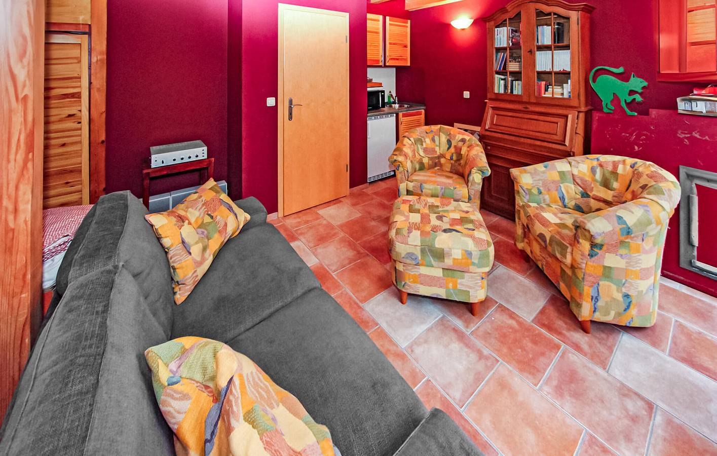 Apartamento vacacional entero, Retiro junto a la playa con comodidades modernas, a 2 km de la playa in Mirow, Mecklenburg-Strelitz