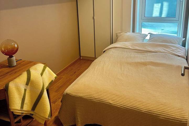 Ganze Wohnung, Tromso 3-Bed Apt, Sleeps 5 with Parking in Tromsø