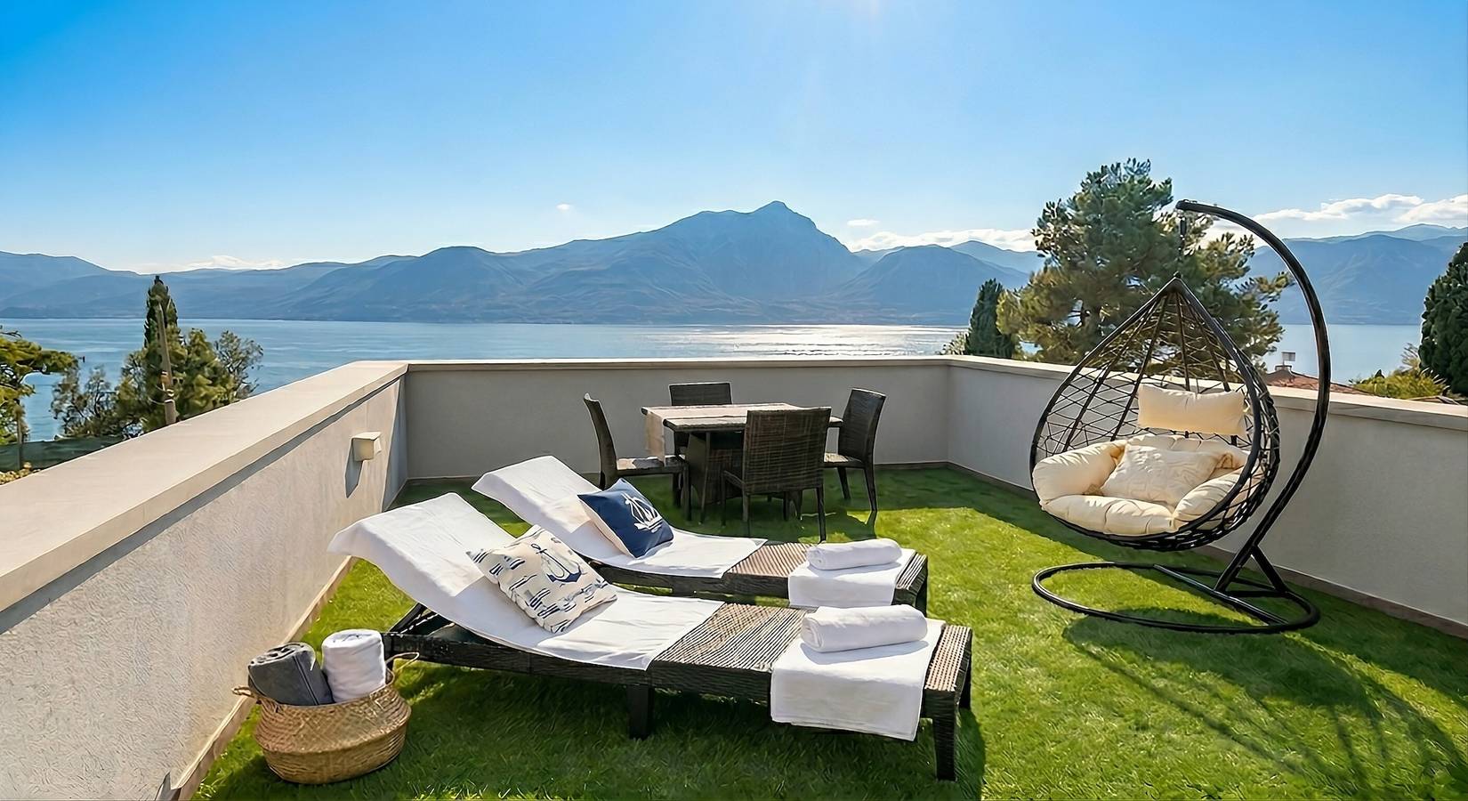 Ca' Bosca: Exklusive Villa mit Seeblick, privatem Pool & Rooftop in Albisano in Torri del Benaco, Gardasee-Berge