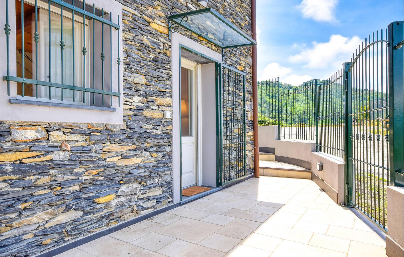 Apartment mit Meerblick, Klimaanlage, Parkplatz und Terrasse | 800m nach Cogorno - 4 Personen in Cogorno, Riviera di Levante