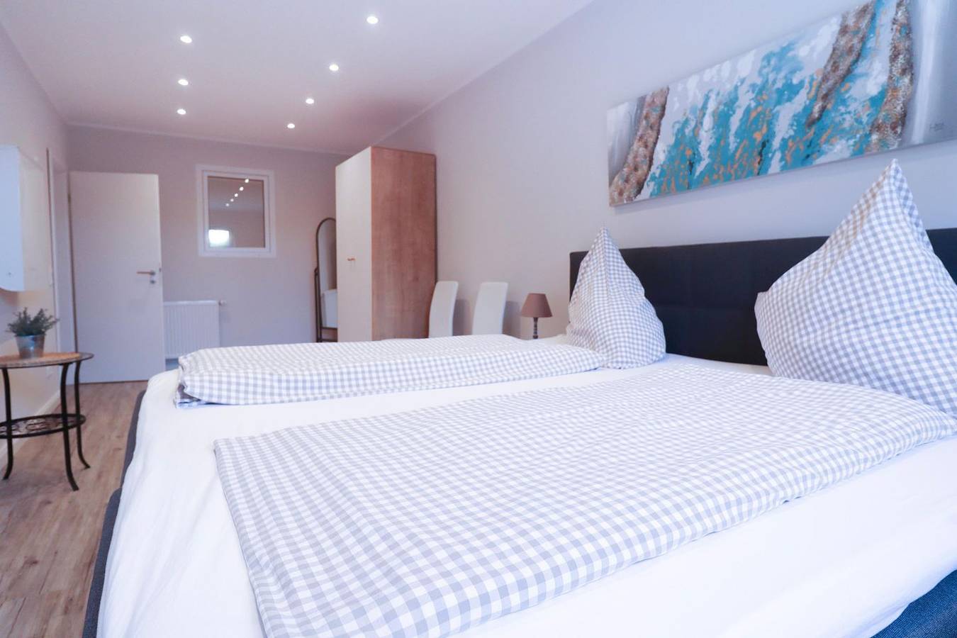 Ganze Wohnung, 5-Sterne Ferienwohnung Glockenblume mit Terrasse & Garten in Kabelhorst, Ostholstein