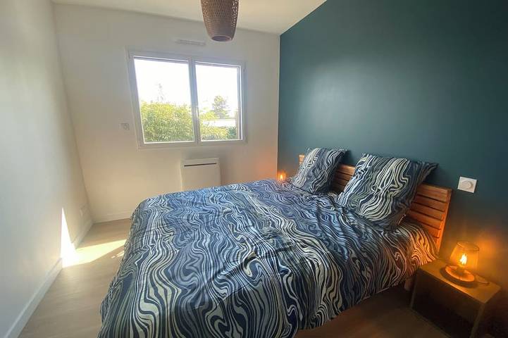 Maison Bois Neuve a Proximité de la mer 6 Personnes 3 Chambres 1 Salle de Bain in Ambon, Côte des Mégalithes