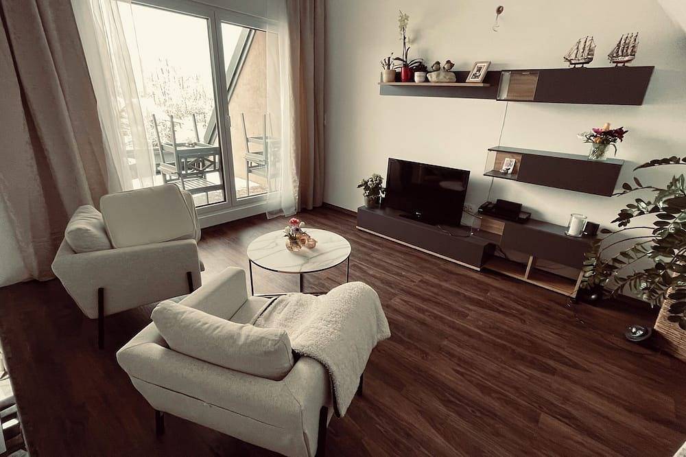 Ganze Wohnung, Exklusives Penthouse mit Terrasse in der Südsteiermark – stilvoll & ruhig in Steirerland